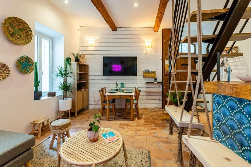 Ciotat Colada Beau Duplex Atypique A 50 M Du Port Classe 3 Etoiles La Ciotat Ngoại thất bức ảnh