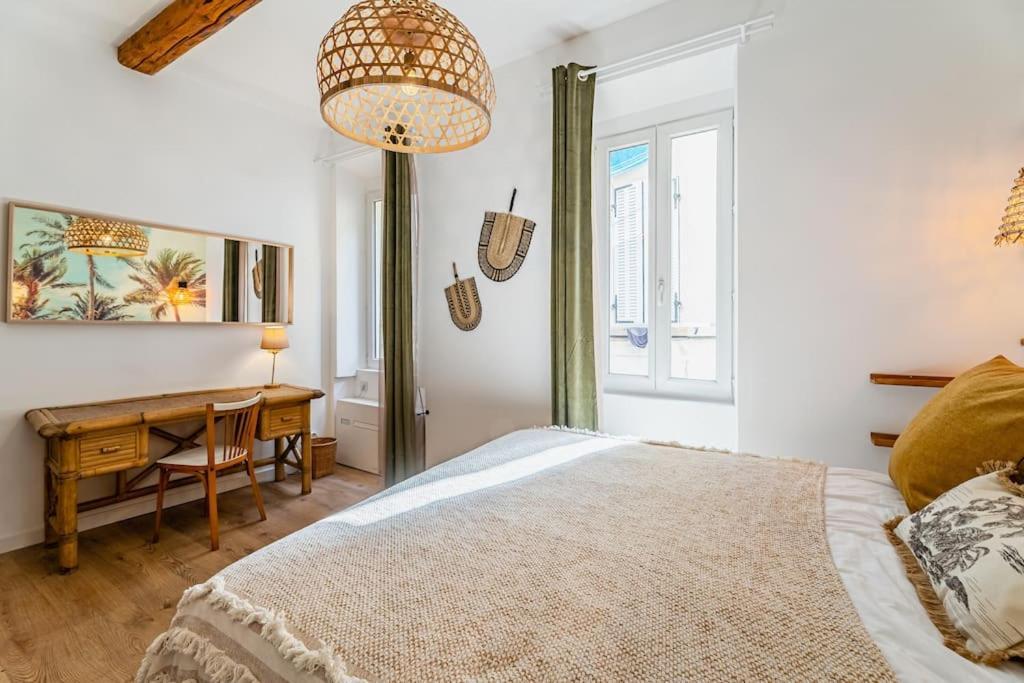 Ciotat Colada Beau Duplex Atypique A 50 M Du Port Classe 3 Etoiles La Ciotat Ngoại thất bức ảnh